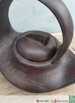 顾景舟紫砂提梁壶一把，全品无磕碰，正常使用。