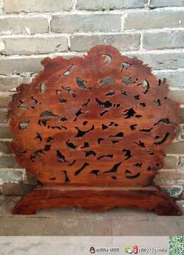 旧藏黄杨木精雕九龙献宝座大筏⼀紀一个，满工透雕，全品如图。